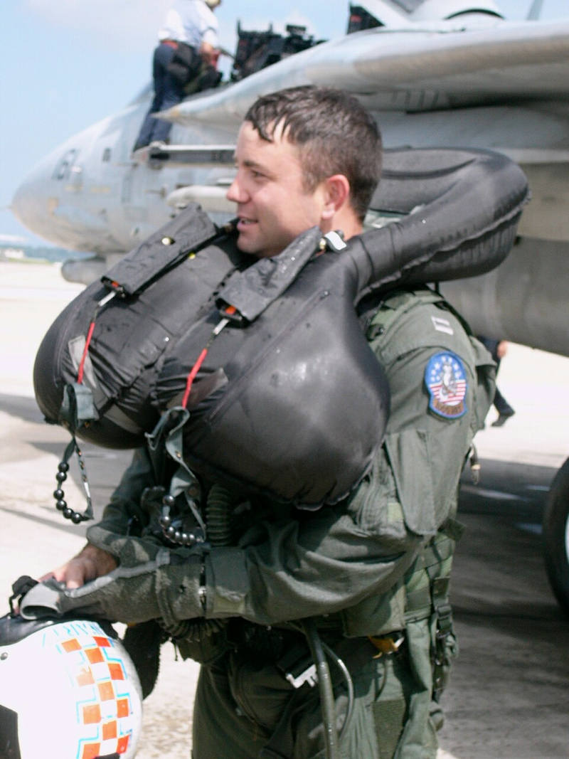 Illustration for article titled Confessions Of A US Navy Blue Angel